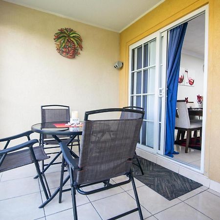 The Oasis I, Portmore Country Club 외부 사진