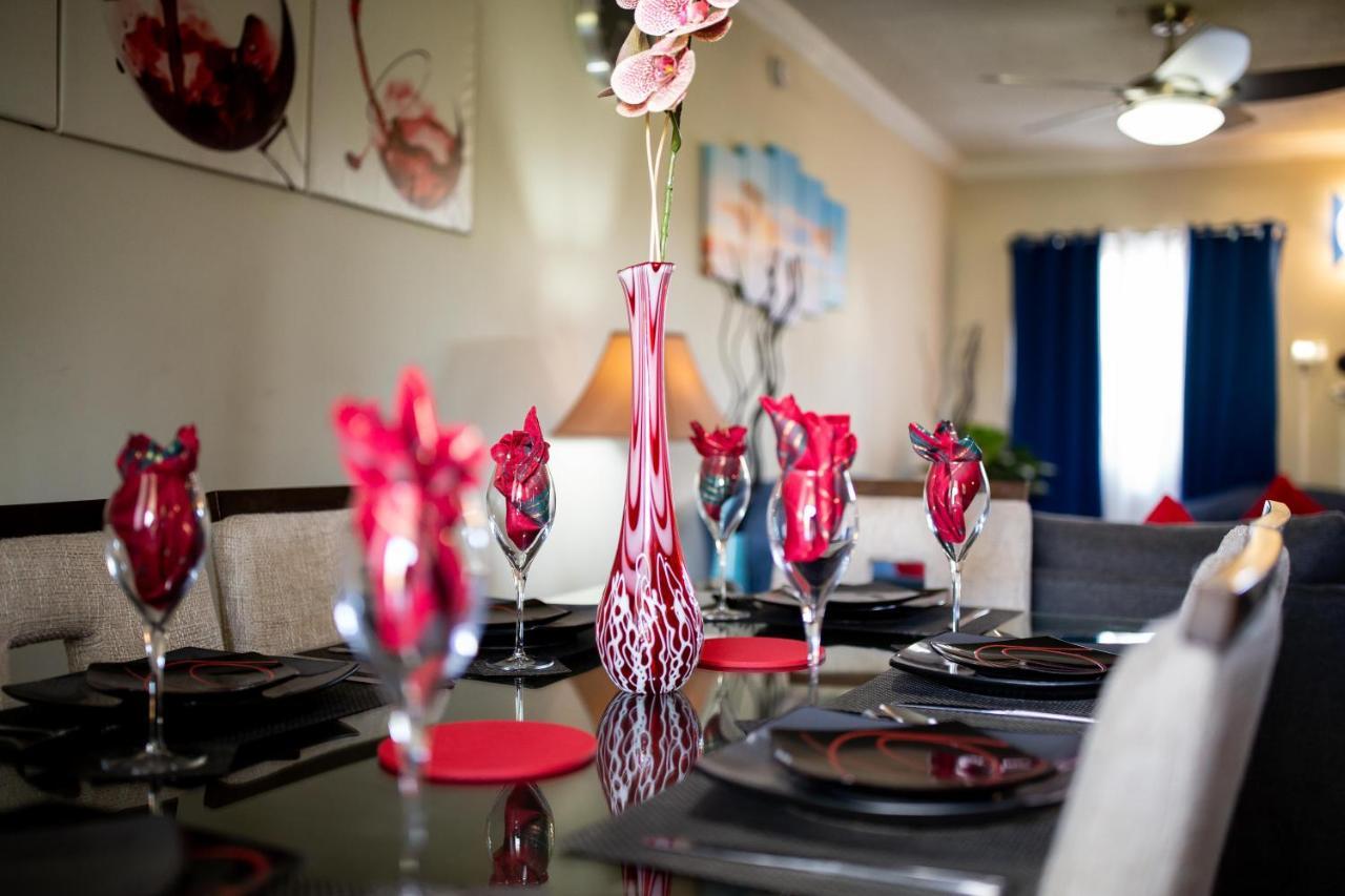 The Oasis I, Portmore Country Club 외부 사진